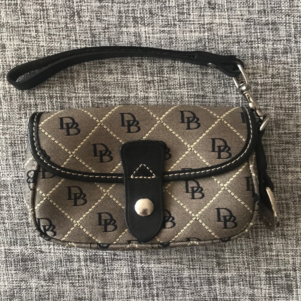 Dooney & Bourke Wristlet
